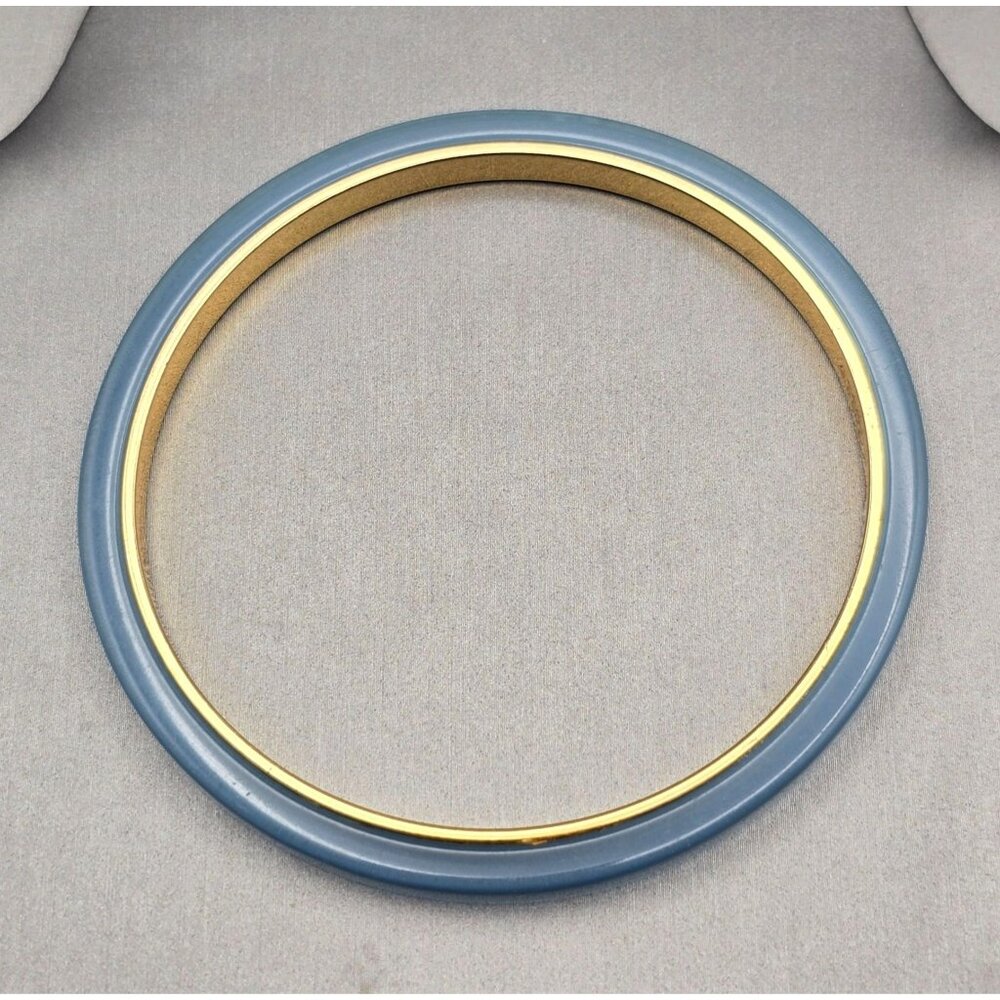 J Crew Blue Lucite Bangle Bracelet 7.75" Gold‑Tone Preppy Style - Picture 1 of 6